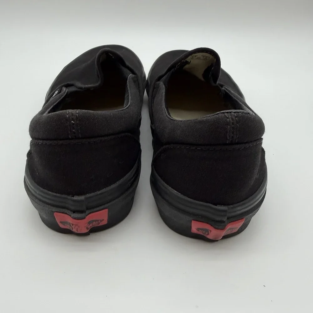 VANS Men's Classic Slip On Triple Black Canvas 721565 US Size 6.5